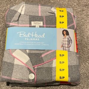 BedHead women’s Plaid Pajama Set in Gray and Pink new in package multiple sizes